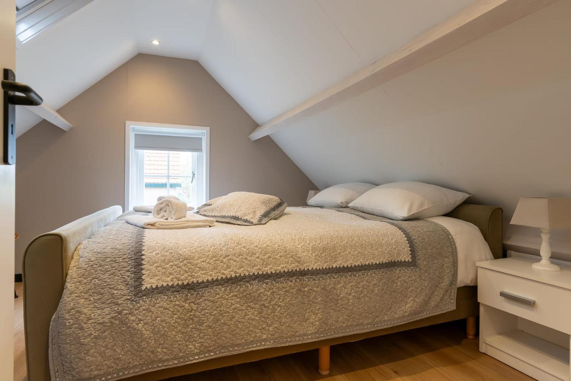 Villa Hello Zeeland - Schoolstraat 6A Vrouwenpolder Esterno foto